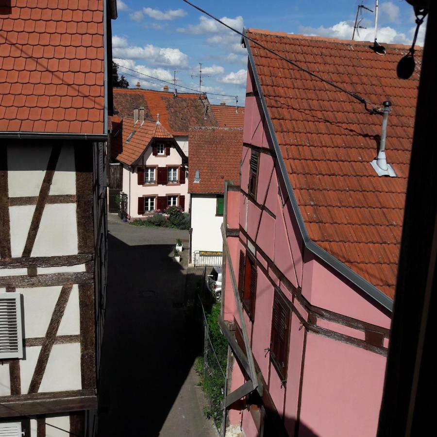 Comme Une Tour Dans Le Centre Historique Bouxwiller  Zewnętrze zdjęcie