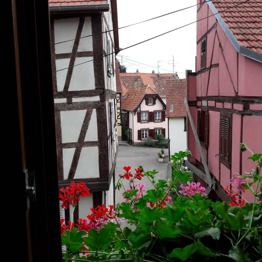 Comme Une Tour Dans Le Centre Historique Bouxwiller  Zewnętrze zdjęcie